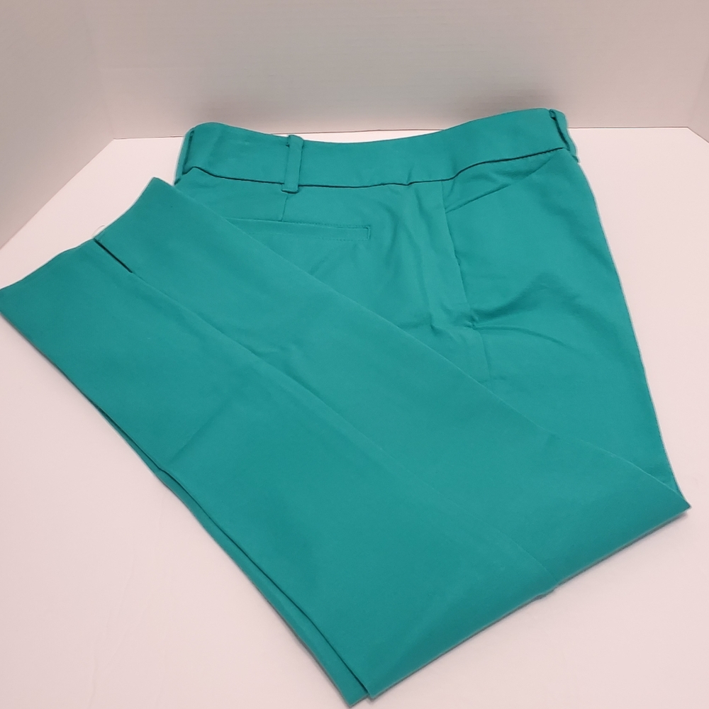 NEW YORK &COMPANY WOMEN'S PANTS SIZE 6